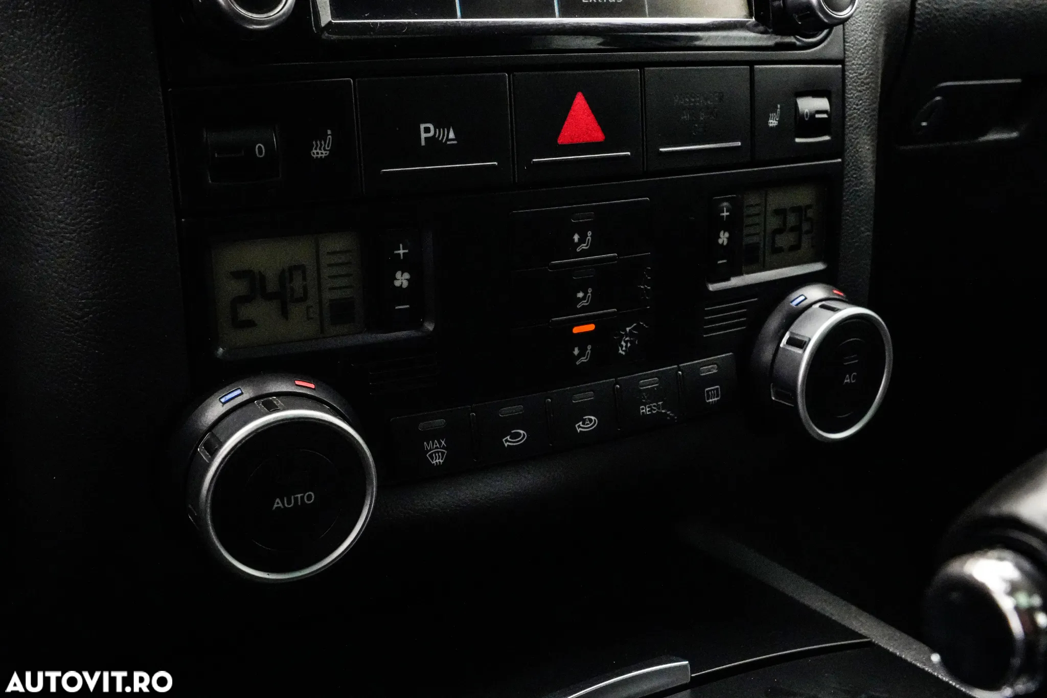 Volkswagen Touareg 2.5 TDI R5 Aut. - 21