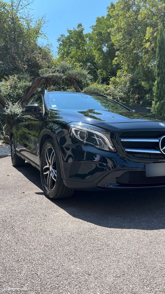 Mercedes-Benz GLA 200 (CDI) d 4Matic 7G-DCT Urban - 3