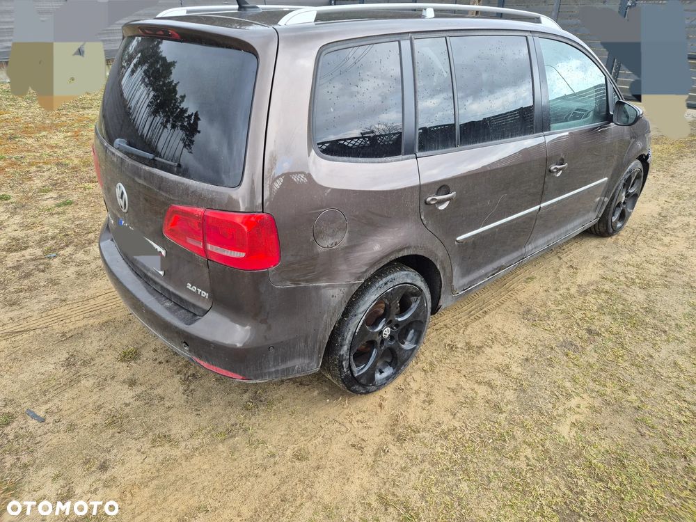 Volkswagen Touran 2.0 TDI DPF DSG Highline - 3