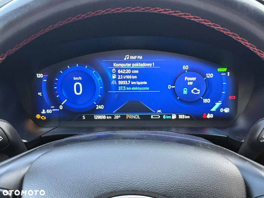 Ford Kuga 2.5 Duratec PHEV ST-LINE X - 14