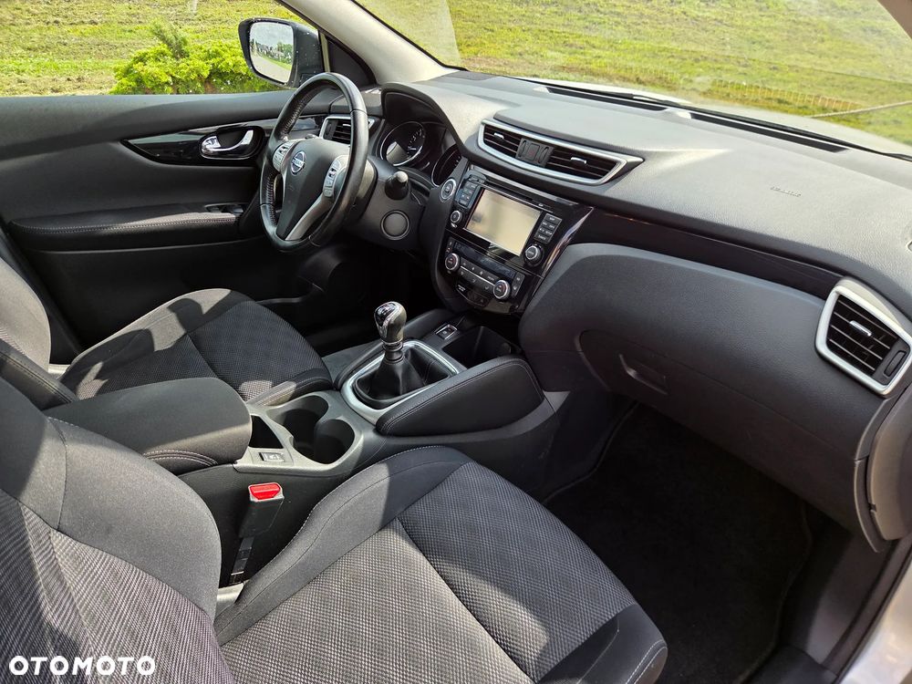 Nissan Qashqai 1.2 DIG-T 360 - 26