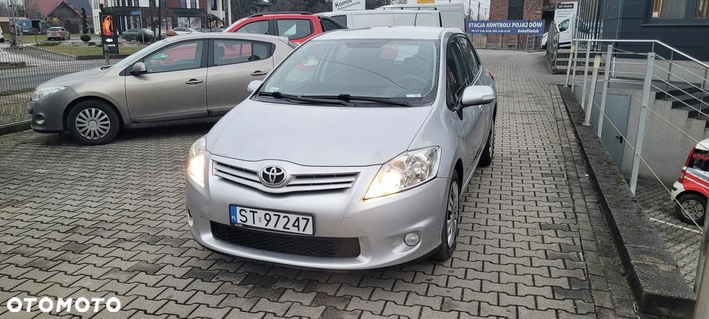 Toyota Auris 1.6 Premium MM - 1