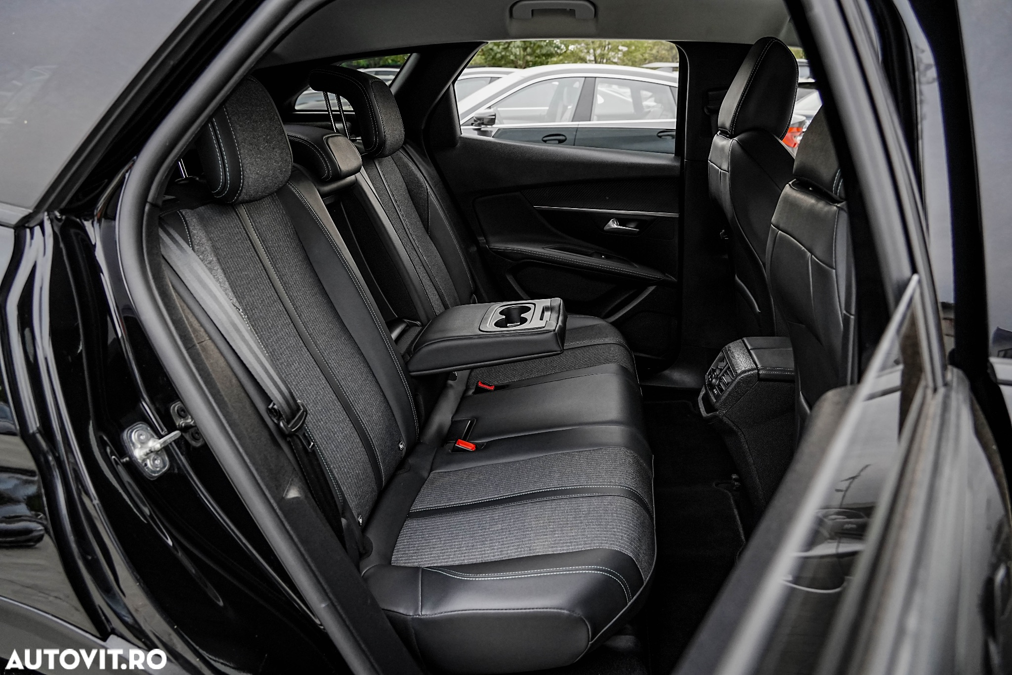 Peugeot 3008 1.5 BlueHDI 130 EAT8 Allure Pack - 19