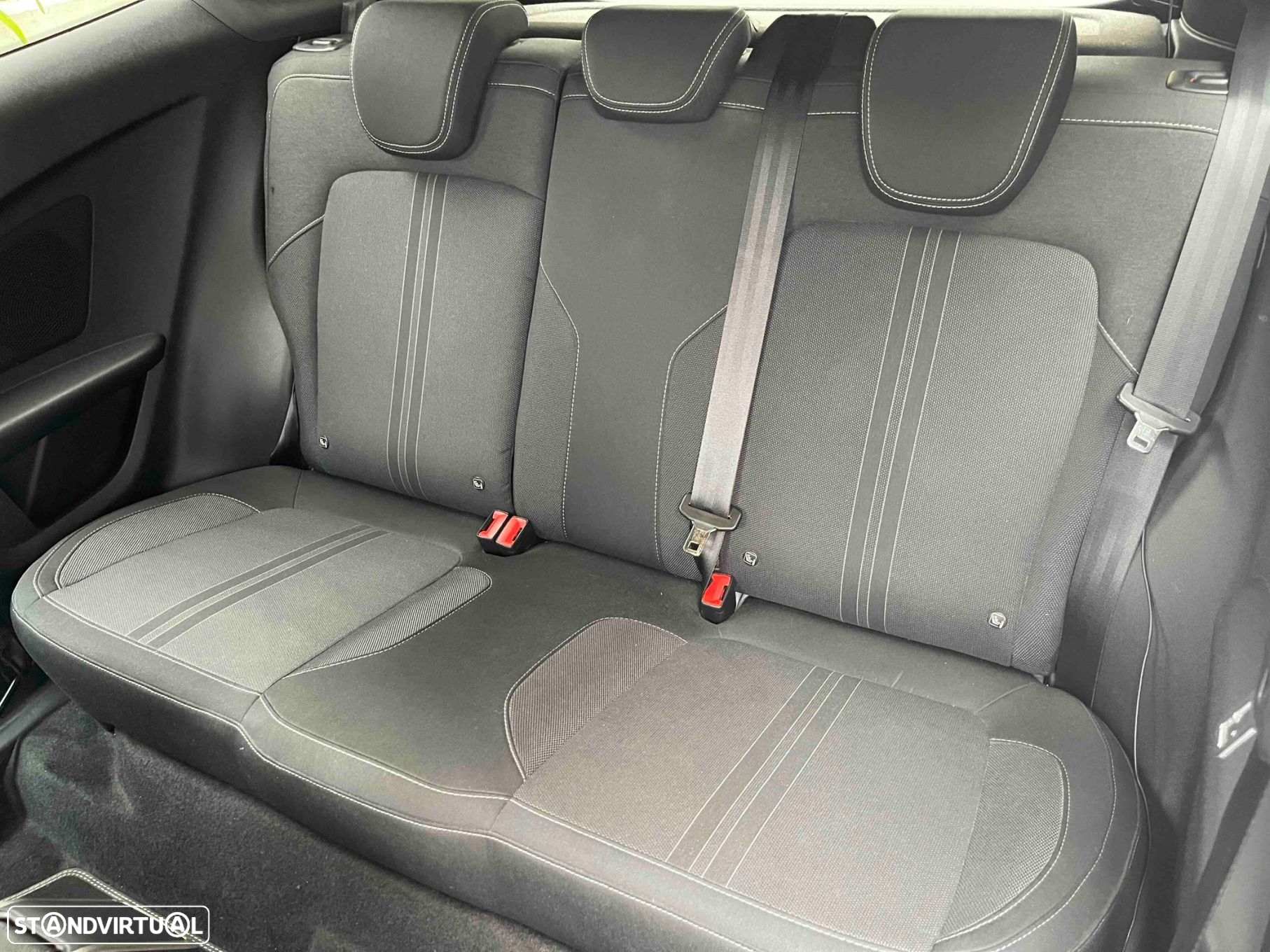 Ford Fiesta 1.5 EcoBoost S&S ST X - 48