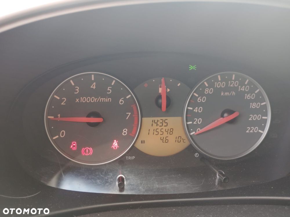 Nissan Micra - 12