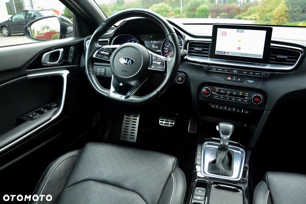 Kia ProCeed 1.4 T-GDI DCT7 OPF GT LINE - 28