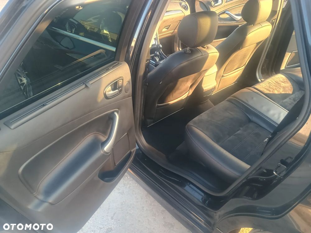 Ford Mondeo 2.2 TDCi Titanium S - 22