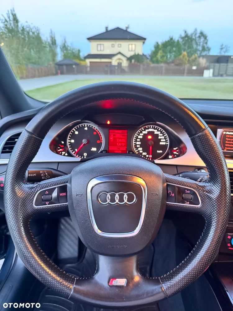 Audi A4 Avant 2.0 TDI - 27