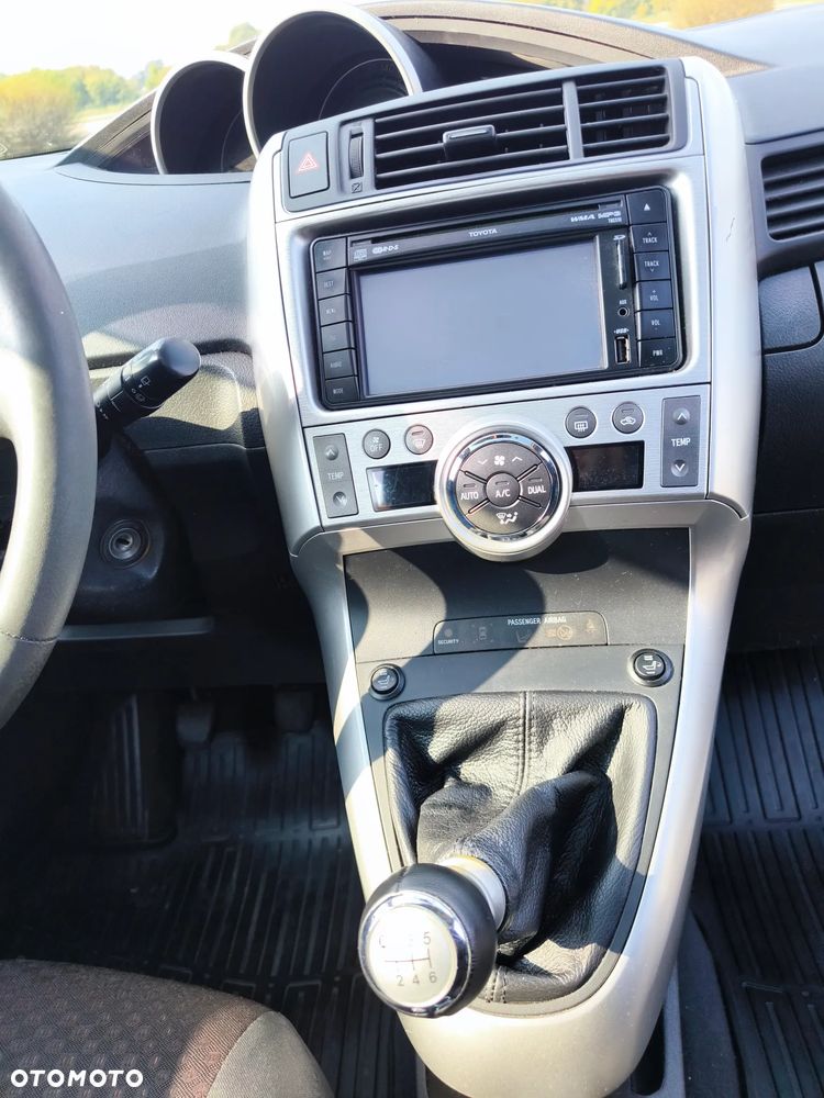 Toyota Verso - 12