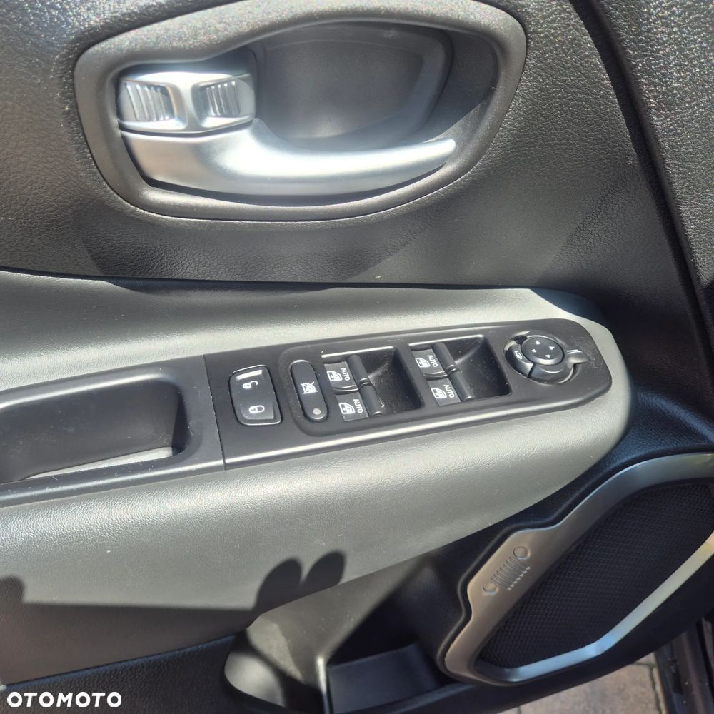 Jeep Renegade 1.3 T-GDI Automatik Limited - 12
