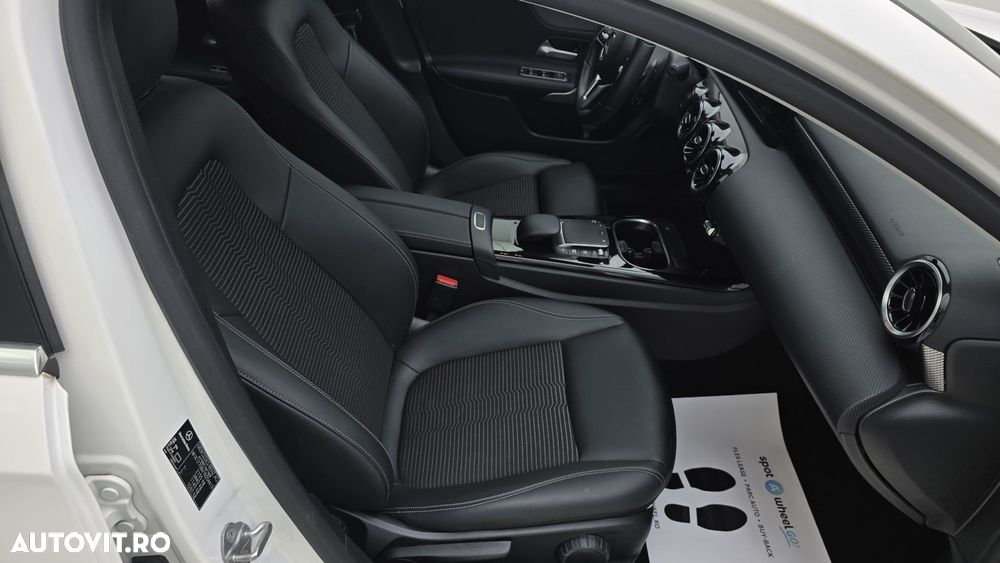 Mercedes-Benz A - 19
