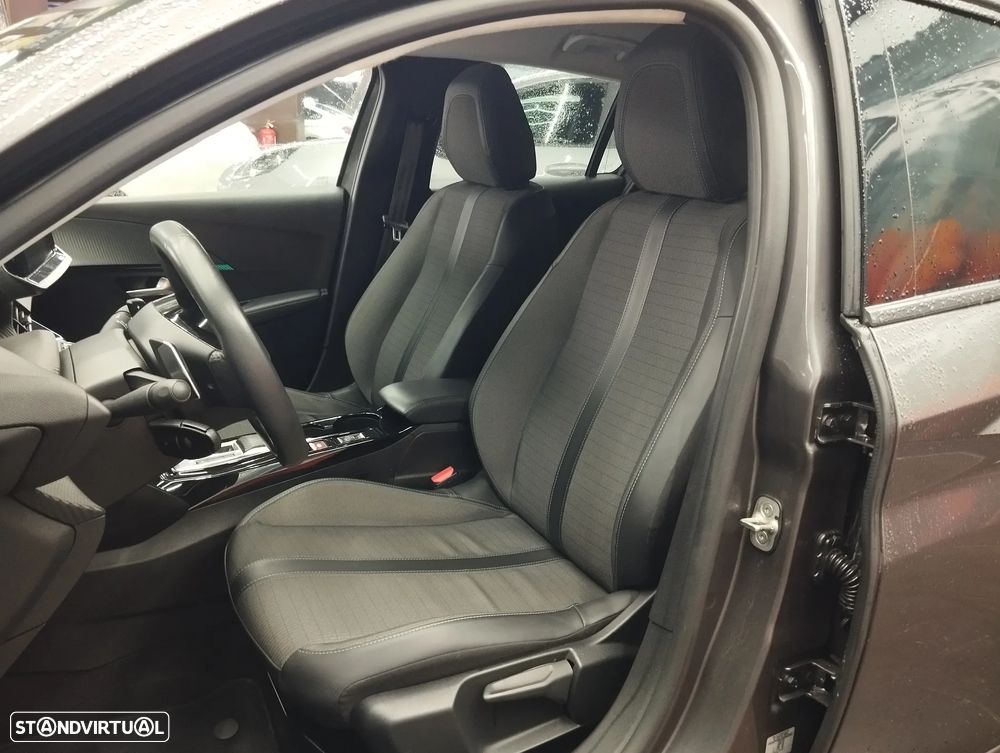 Peugeot 208 1.2 PureTech Allure Pack EAT8 - 16