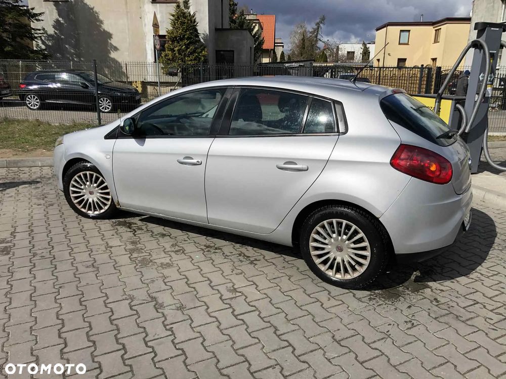 Fiat Bravo 1.4 T-Jet 16V Dynamic - 3