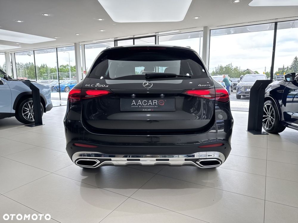 Mercedes-Benz GLC 200 d mHEV 4-Matic AMG Line - 4