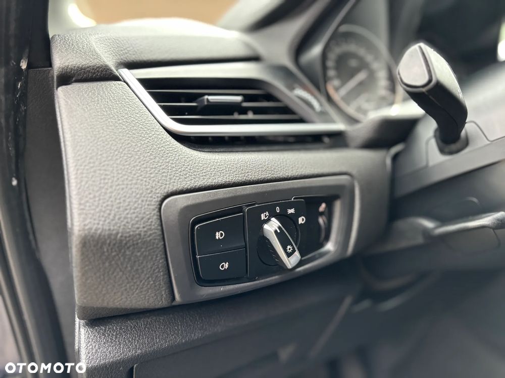 BMW Seria 2 218d Advantage - 19
