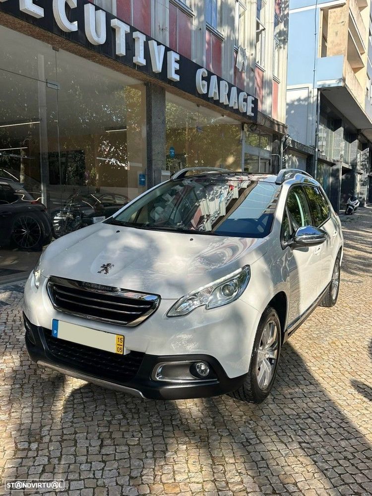 Peugeot 2008 1.2 PureTech Allure - 1
