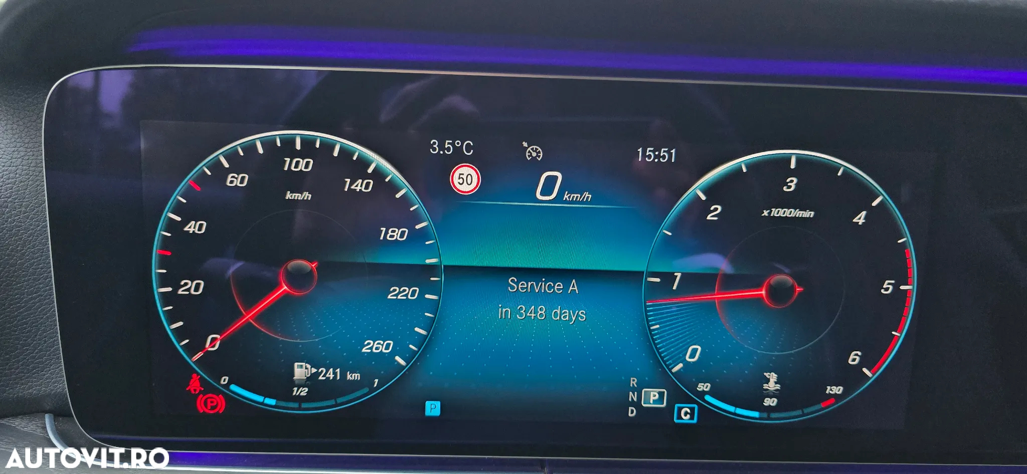 Mercedes-Benz E 220 d Coupe 9G-TRONIC Avantgarde - 11