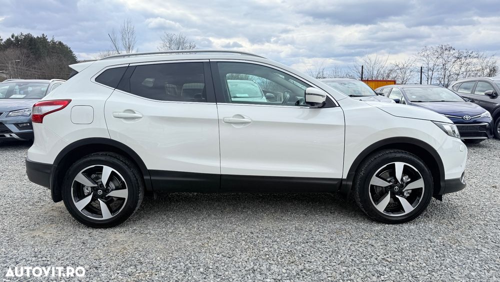 Nissan Qashqai 1.6 DIG-T N-Connecta - 21
