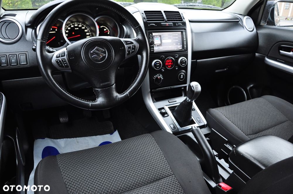 Suzuki Grand Vitara 1.9 DDiS - 36