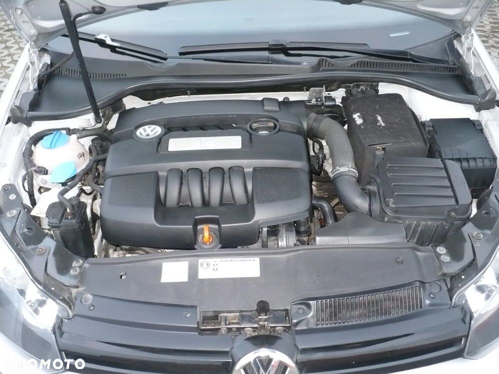 Volkswagen Golf 1.6 Team - 21