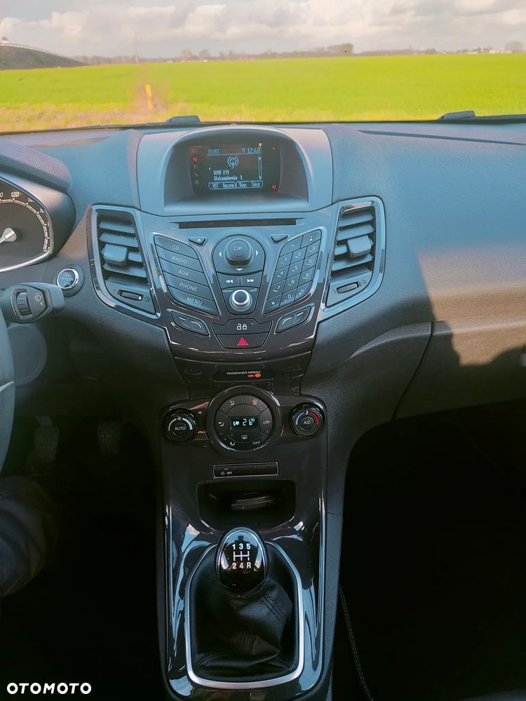 Ford Fiesta - 7