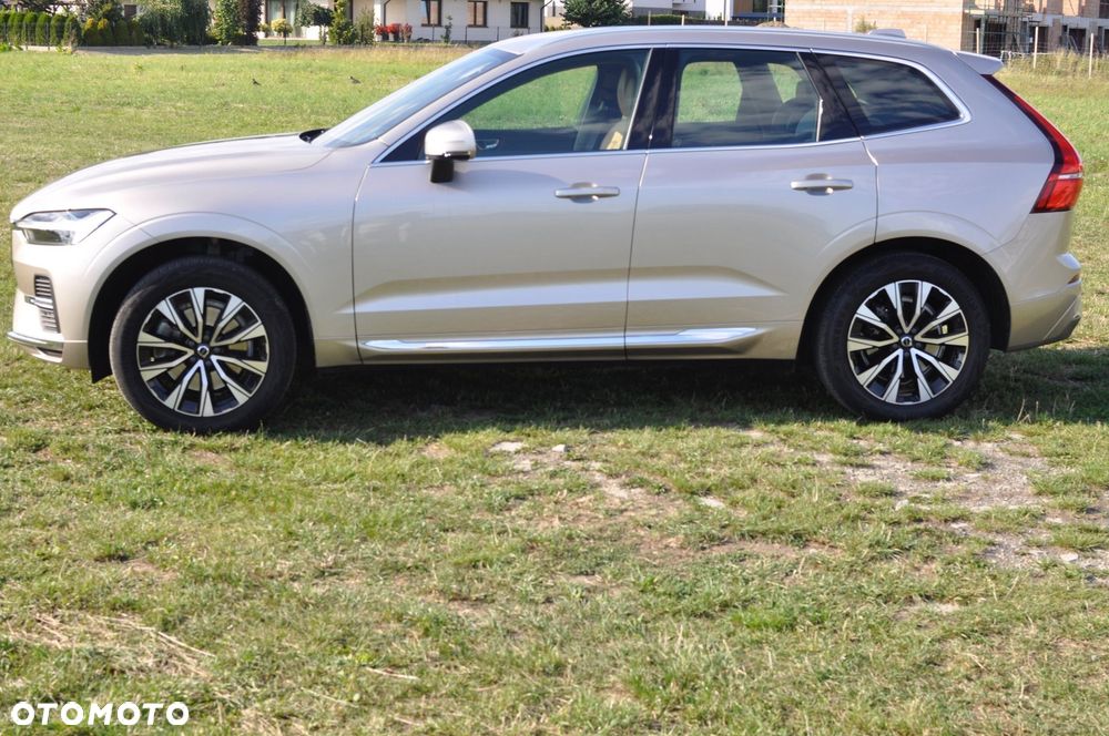 Volvo XC 60 B4 D AWD Plus Bright - 7