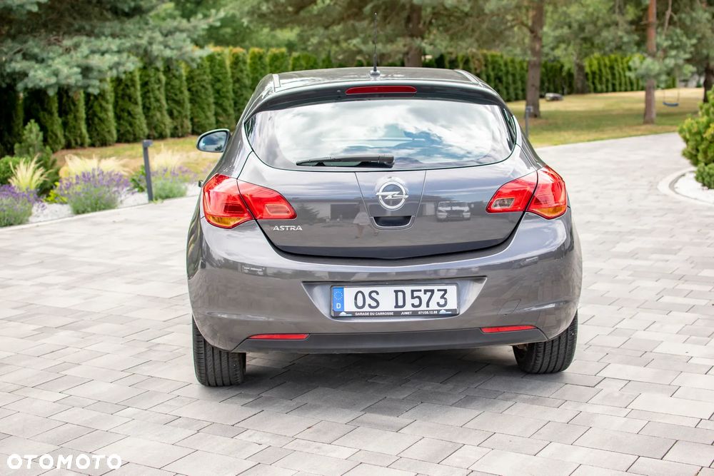 Opel Astra - 22