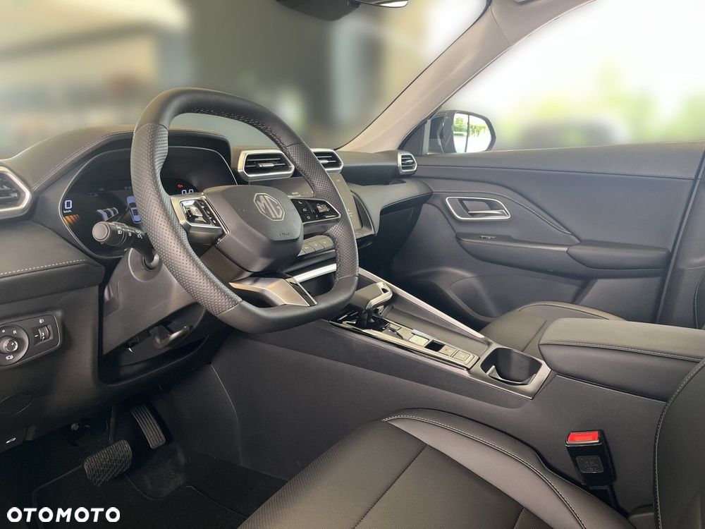MG ZS Hybrid+ - 12