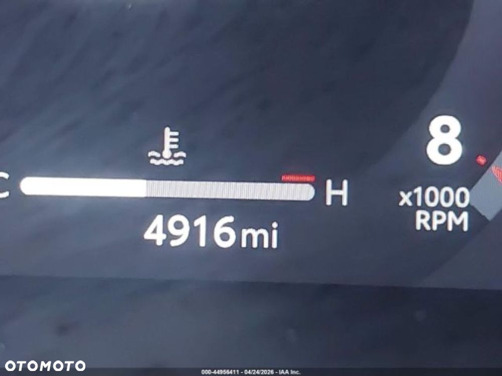 Toyota Tacoma - 11