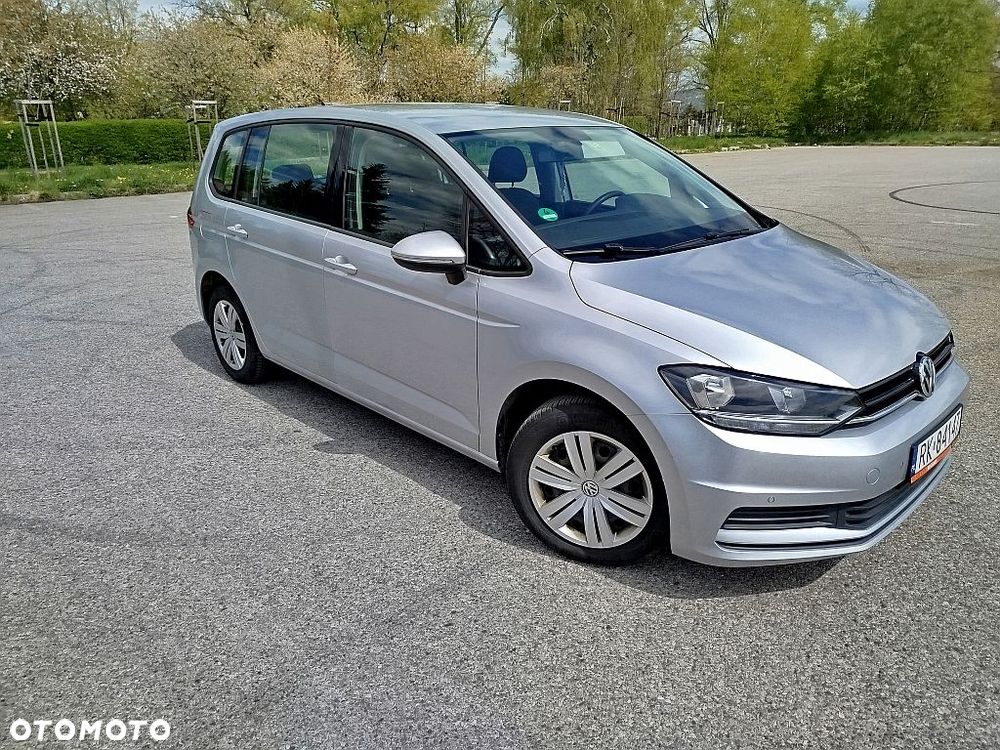 Volkswagen Touran - 6