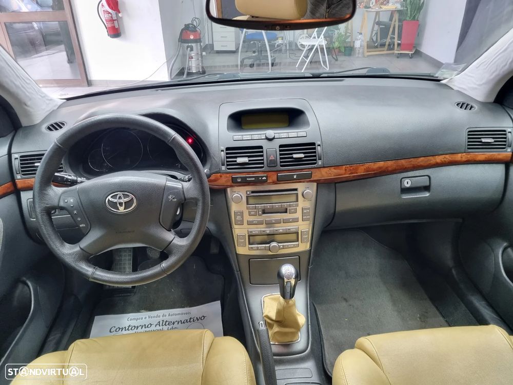 Toyota Avensis SD 2.0 D-4D Sol TA - 11