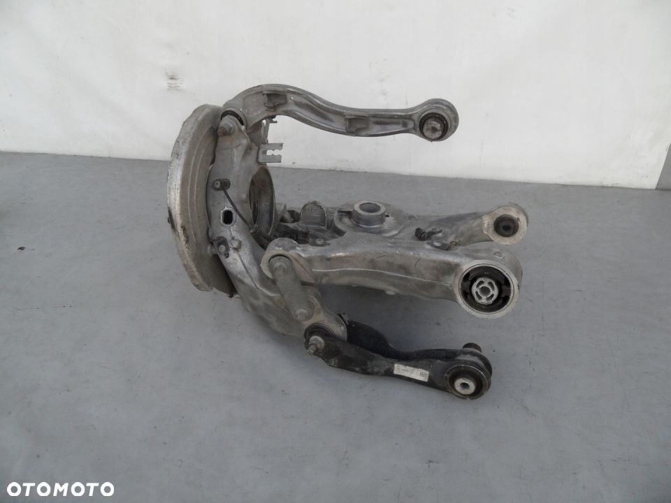 ZWROTNICA WAHACZ PRAWY TYŁ RANGE ROVER VELAR L560 - 3