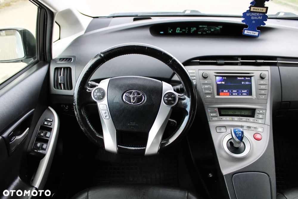 Toyota Prius - 18