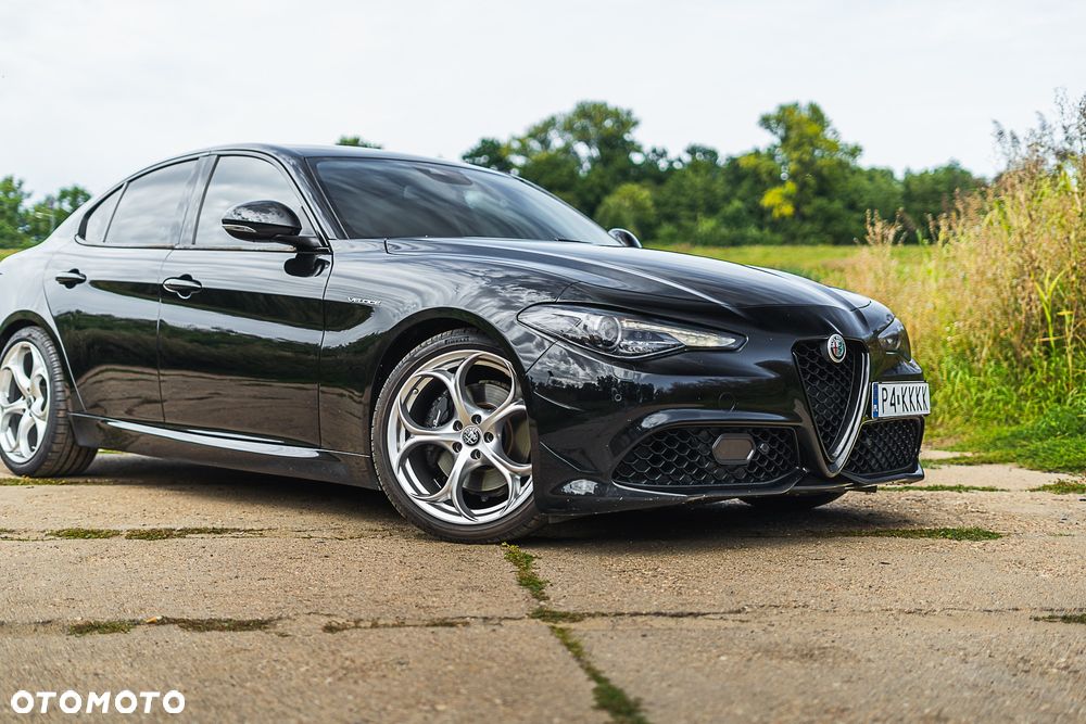 Alfa Romeo Giulia 2.0 Turbo 16V AT8-Q4 Veloce - 5