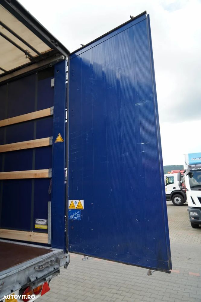 Schmitz Cargobull CORTINĂ / STANDARD / DIN GERMANIA - 14