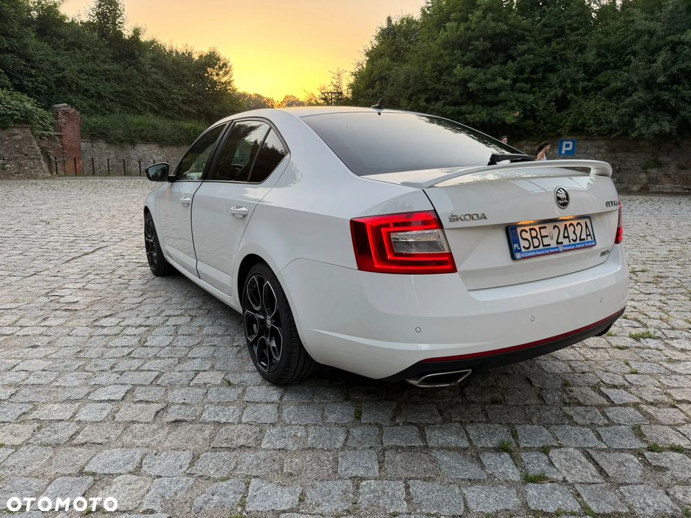 Skoda Octavia 2.0 TDI RS - 8