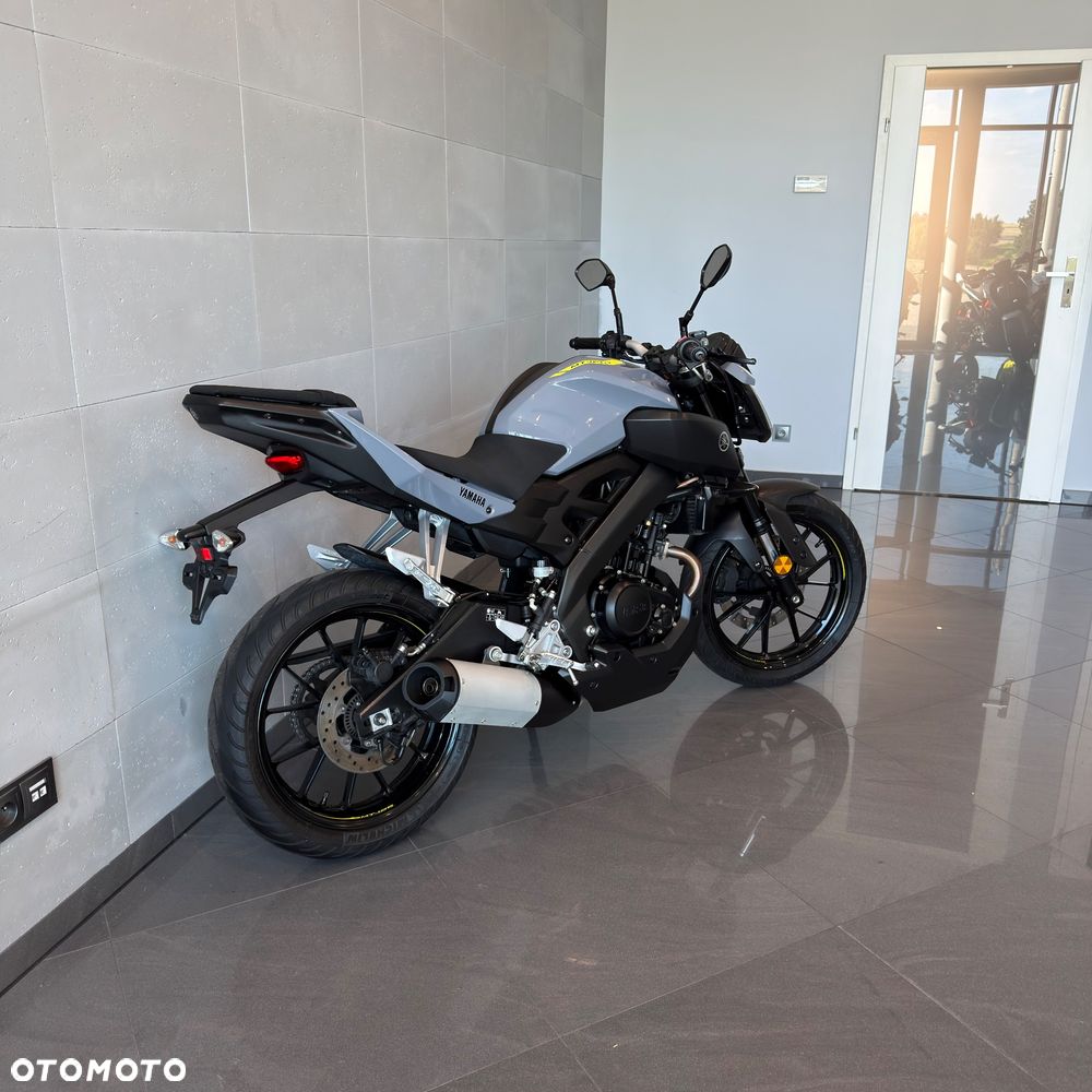 Yamaha MT - 3