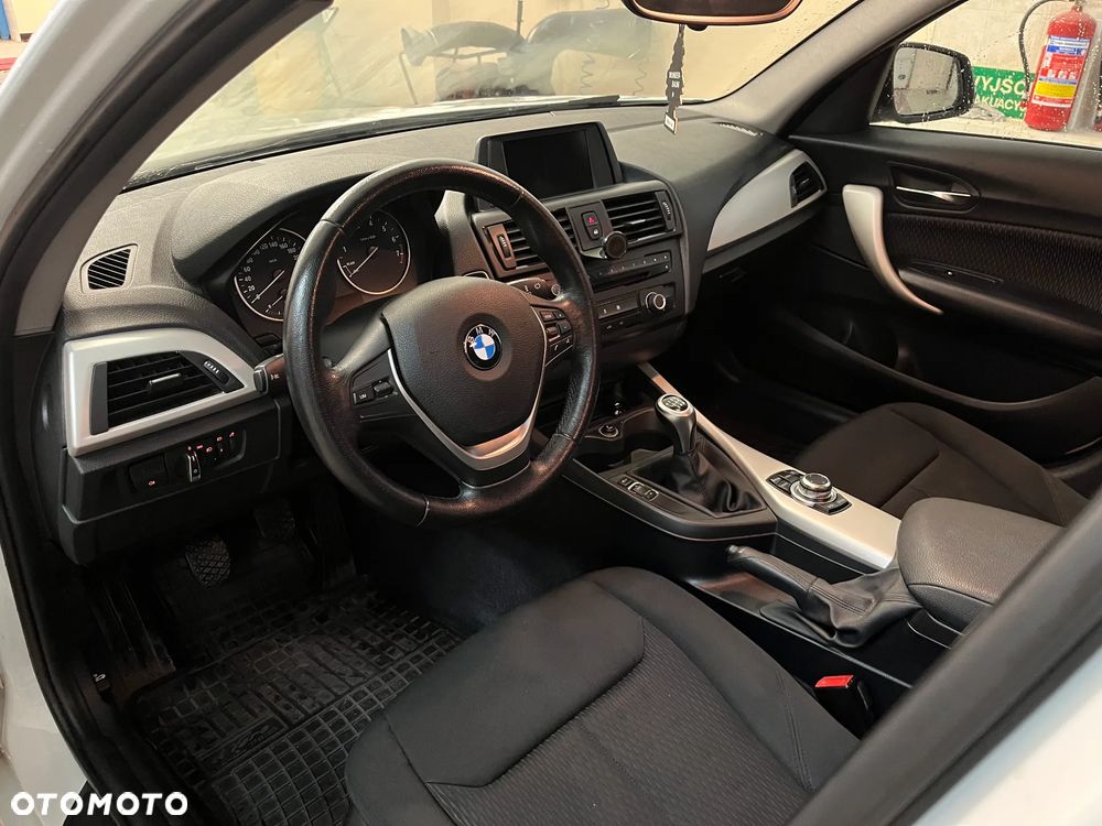 BMW Seria 1 116i Sport Line - 8