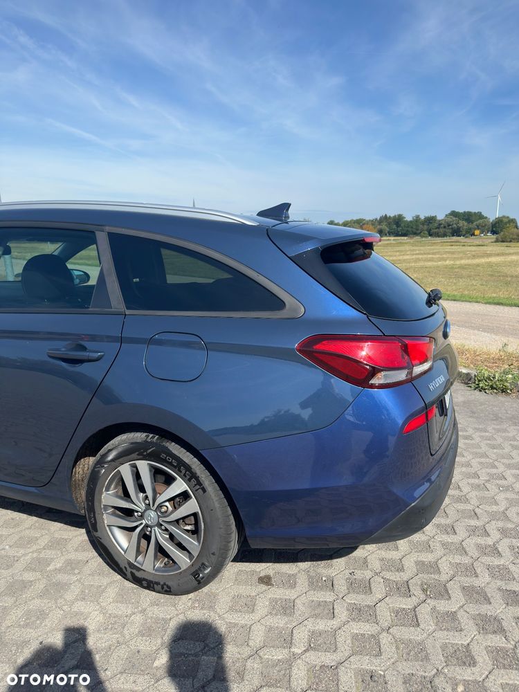Hyundai i30 i30cw 1.6 CRDi Automatik Trend - 5