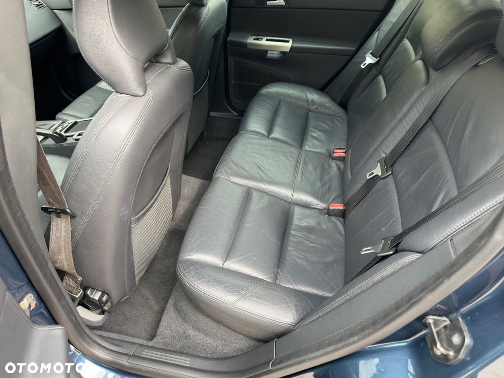 Volvo V50 2.0 Momentum - 16