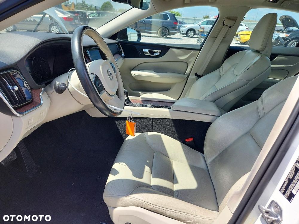 Volvo S60 T5 Geartronic Momentum - 8