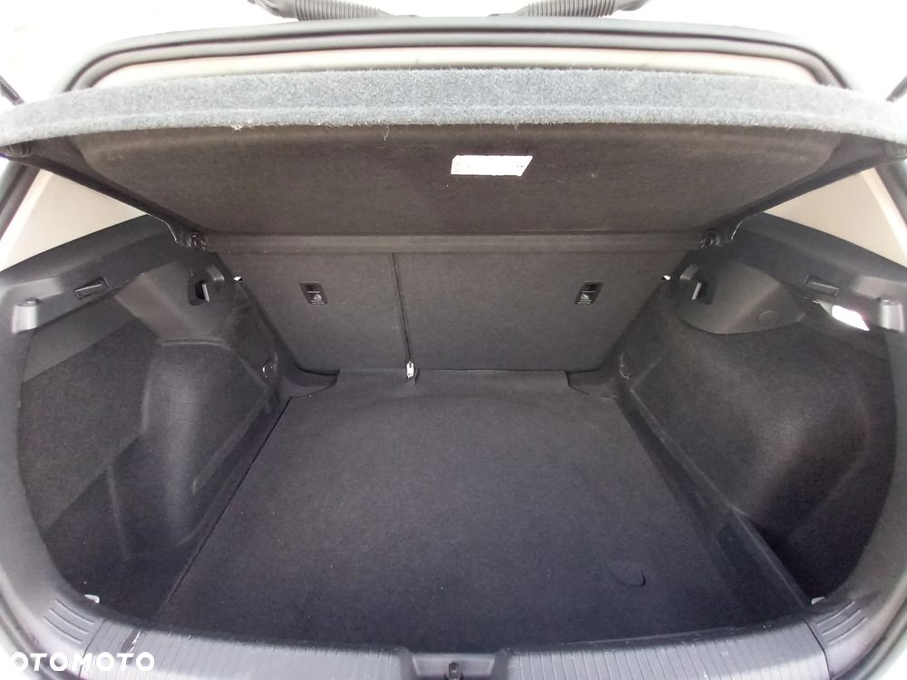 Volkswagen Golf 1.0 TSI - 30