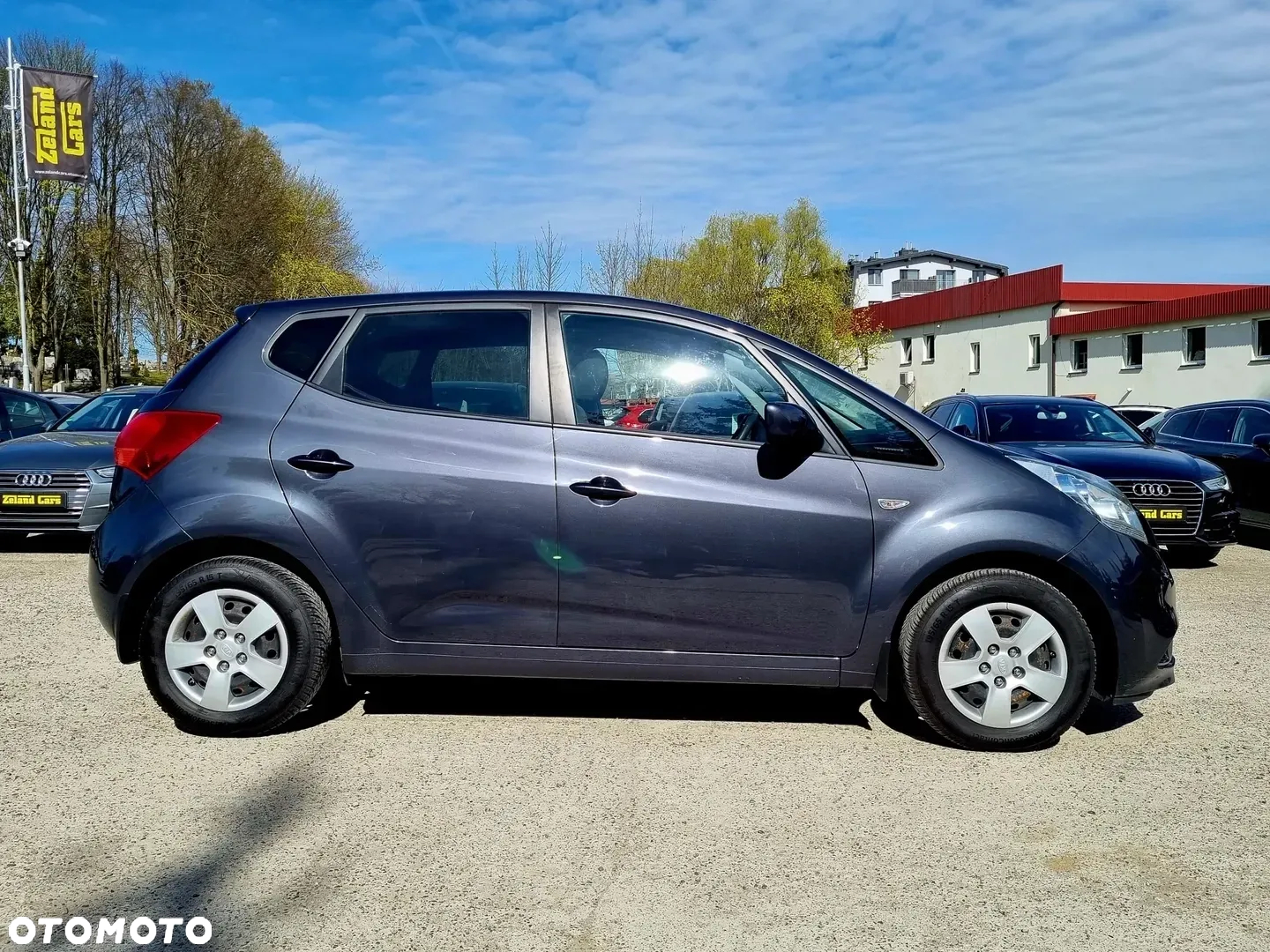 Kia Venga 1.6 L - 4
