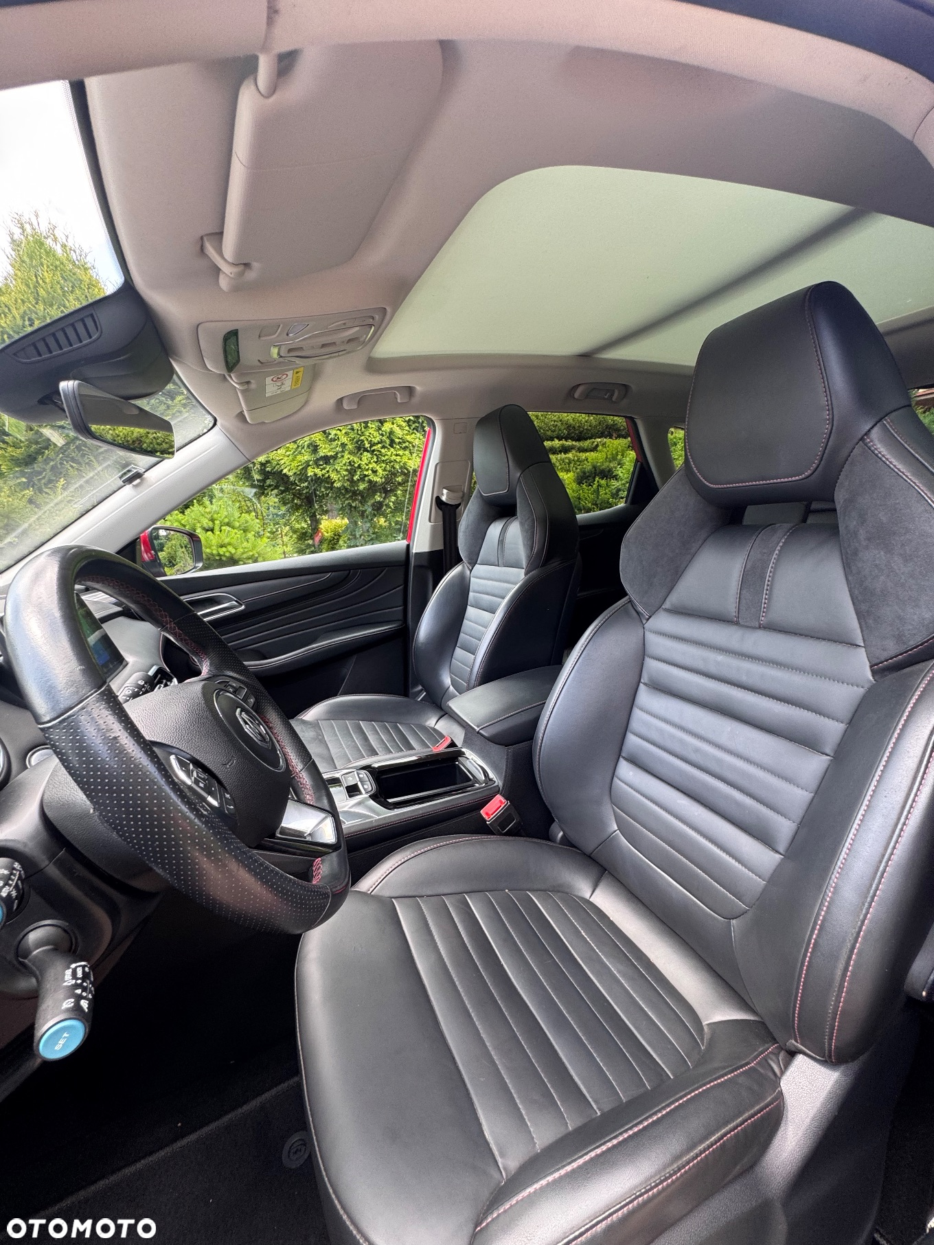 MG EHS PHEV Luxury - 8