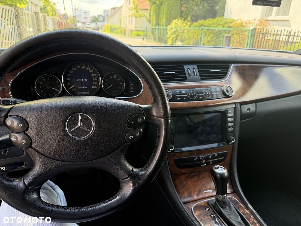 Mercedes-Benz CLS - 4
