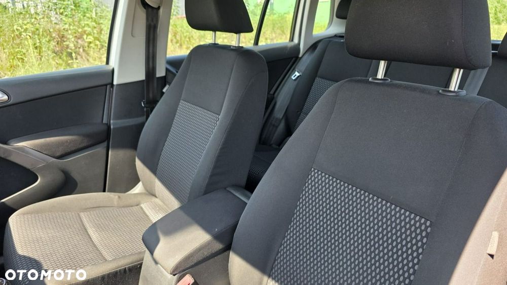 Volkswagen Tiguan - 15