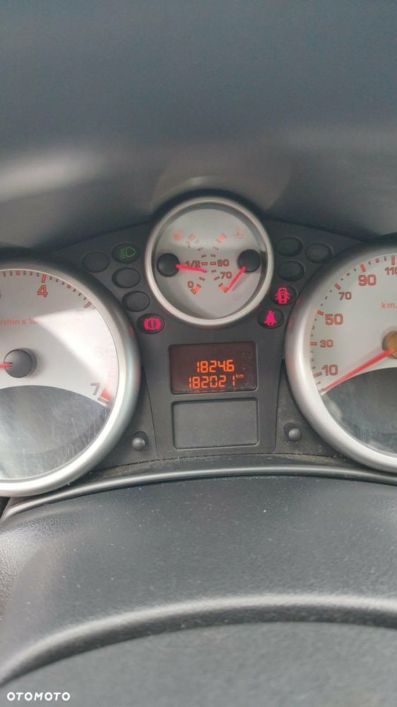 Peugeot 207 1.4 16V Sporty - 13