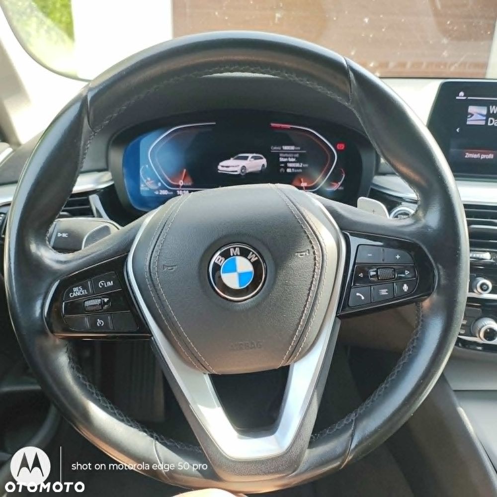 BMW Seria 5 518d Sport Line - 6