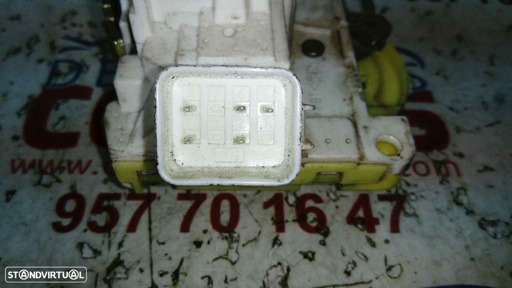 FECHADURA PORTA TRASEIRA ESQUERDA FORD FOCUS SEDAN 2000 -96BGF21813CM - 2