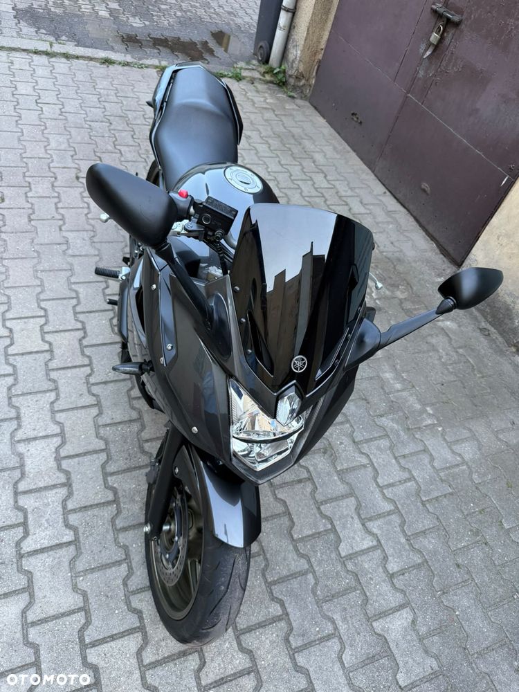 Yamaha XJ - 18